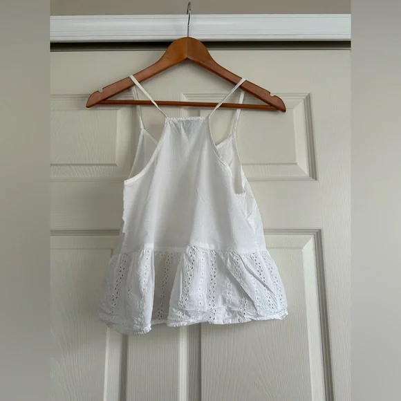 Forever 21 White Linen-Like Racer Back Shirt - Picture 2 of 3